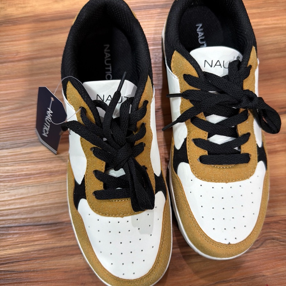 Nautica White, Mustard & Black Casual Low-Top Sneakers